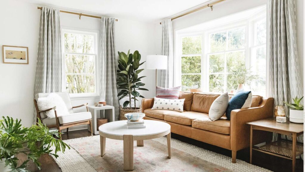 Minimalist Home Decor: Leather Cushion Covers as Statement Pieces