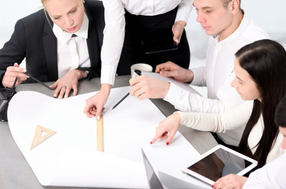 Blueprints of Identity: How Branding Agencies Shape Market Leaders