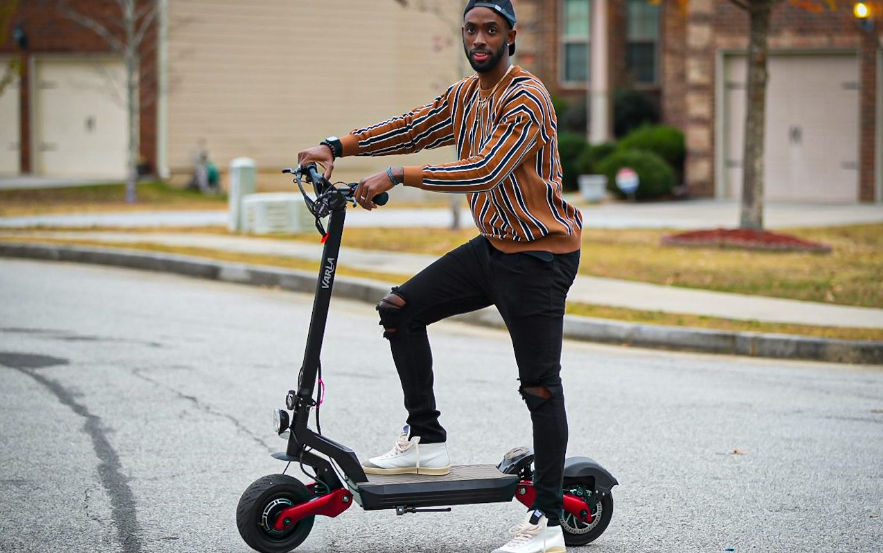 When Is the Electric Scooter the Better Option?