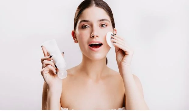 5 Milk Skincare Products to Combat Acne, Excess Oil & Blackheads this Summer