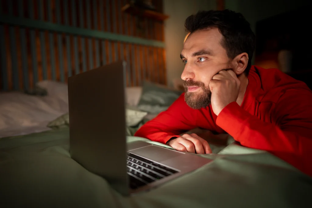 When Algorithms Sleep, Strategy Speaks Louder